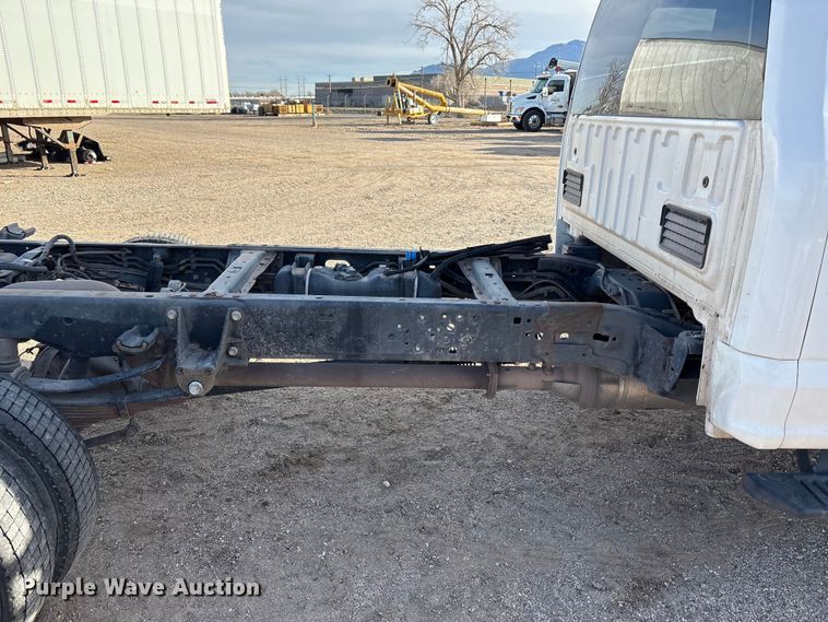 image for item EF6317 2019 Ford F450 Ext. Cab truck cab and chassis