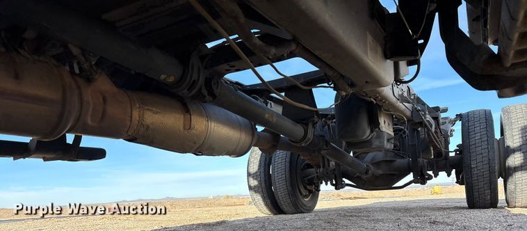 image for item EF6317 2019 Ford F450 Ext. Cab truck cab and chassis