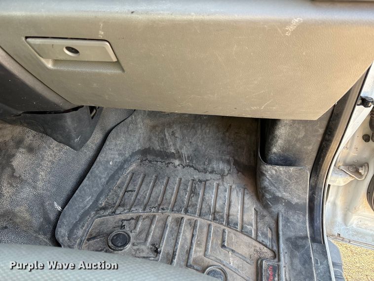 image for item EF6317 2019 Ford F450 Ext. Cab truck cab and chassis