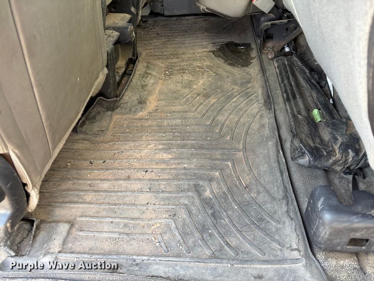 image for item EF6317 2019 Ford F450 Ext. Cab truck cab and chassis