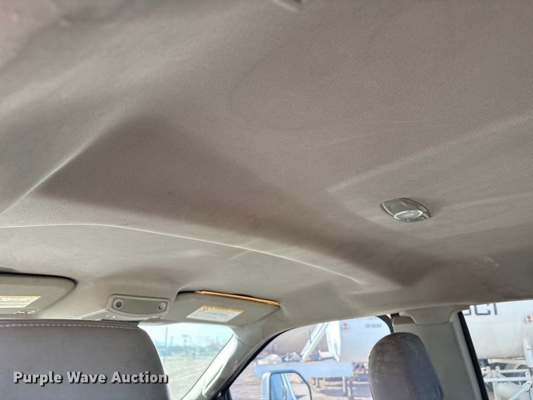 image for item EF6317 2019 Ford F450 Ext. Cab truck cab and chassis