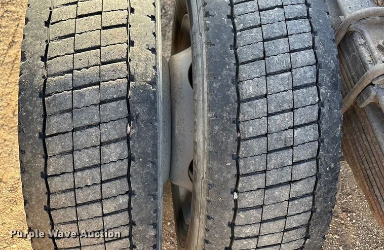 image for item EF6317 2019 Ford F450 Ext. Cab truck cab and chassis