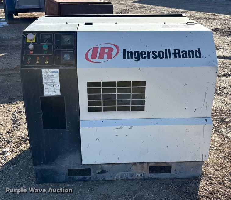image for item EF6320 Ingersoll-Rand SSR-EP20 air compressor