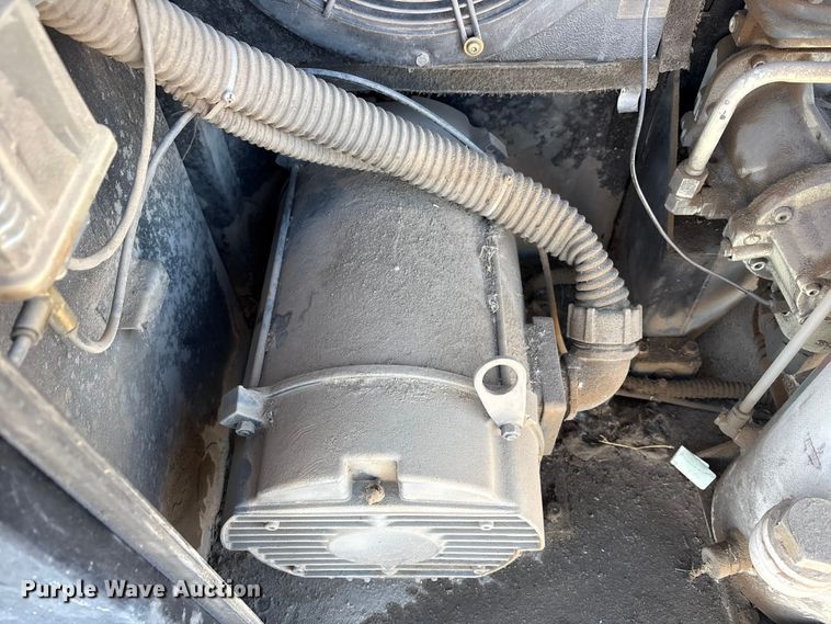 image for item EF6320 Ingersoll-Rand SSR-EP20 air compressor