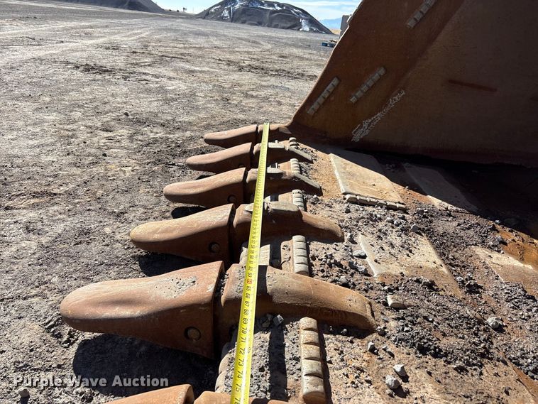 image for item EF6321 Rockland excavator bucket