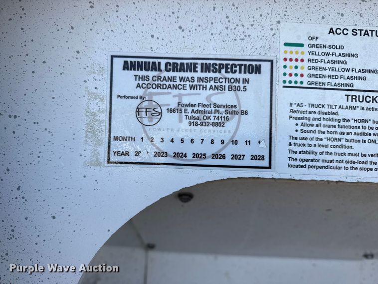 image for item EG1810 2018 Peterbilt 337 utility / service truck