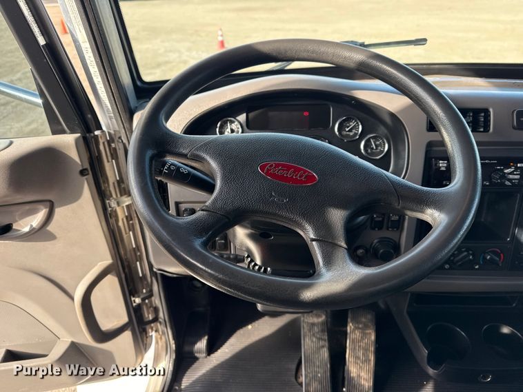 image for item EG1810 2018 Peterbilt 337 utility / service truck