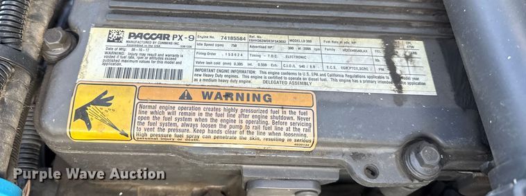 image for item EG1810 2018 Peterbilt 337 utility / service truck