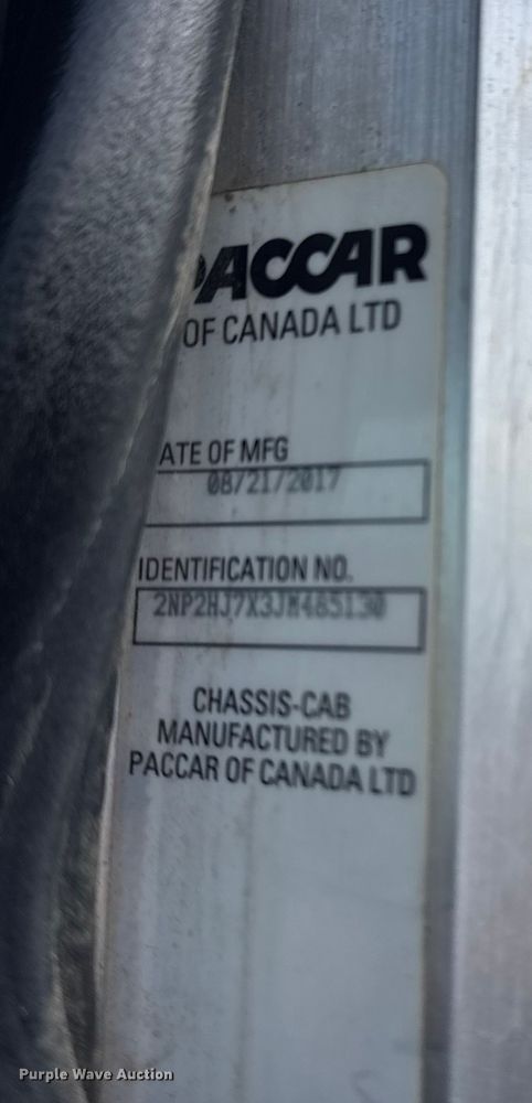 image for item EG1810 2018 Peterbilt 337 utility / service truck