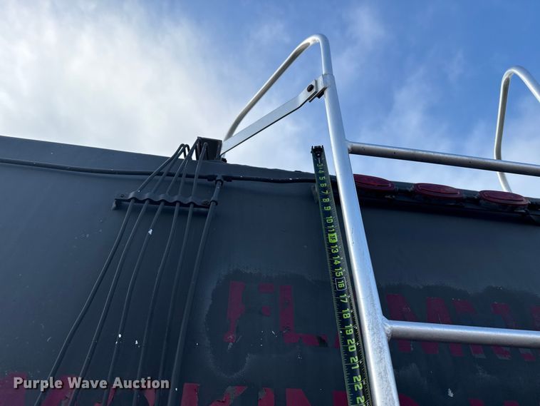 image for item EG1834 1983 Mack DM492S fuel / lube truck