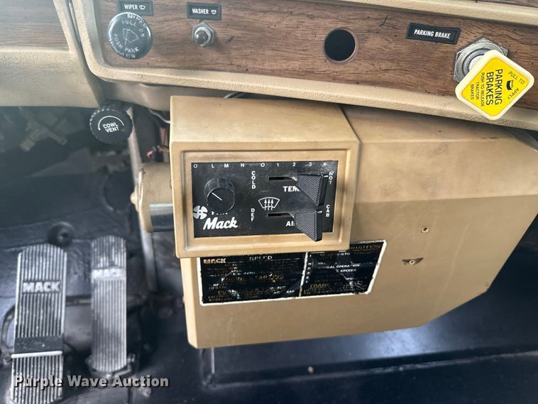 image for item EG1834 1983 Mack DM492S fuel / lube truck