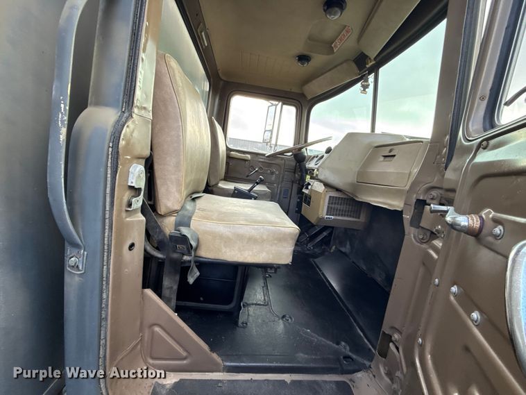 image for item EG1834 1983 Mack DM492S fuel / lube truck