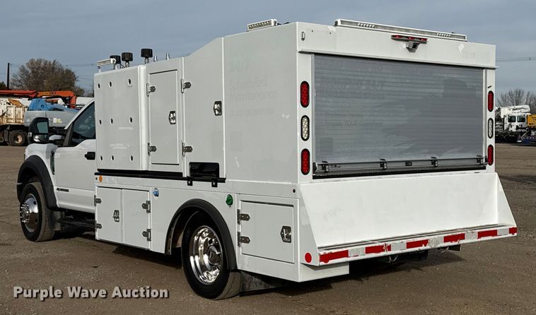 image for item EG1902 2018 Ford F550 Super Duty XL utility / service truck