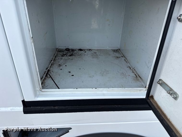 image for item EG1902 2018 Ford F550 Super Duty XL utility / service truck