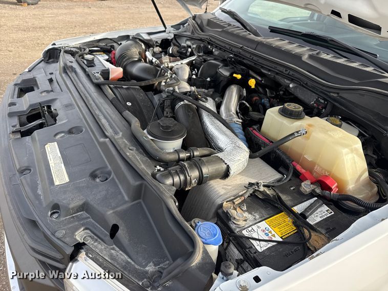 image for item EG1902 2018 Ford F550 Super Duty XL utility / service truck