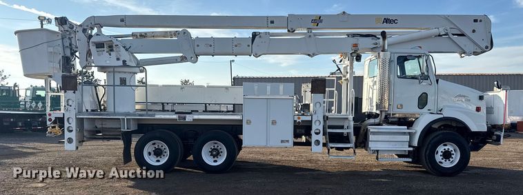 image for item EG1913 2012 Western Star 4900 bucket truck
