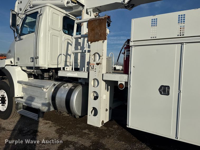 image for item EG1913 2012 Western Star 4900 bucket truck