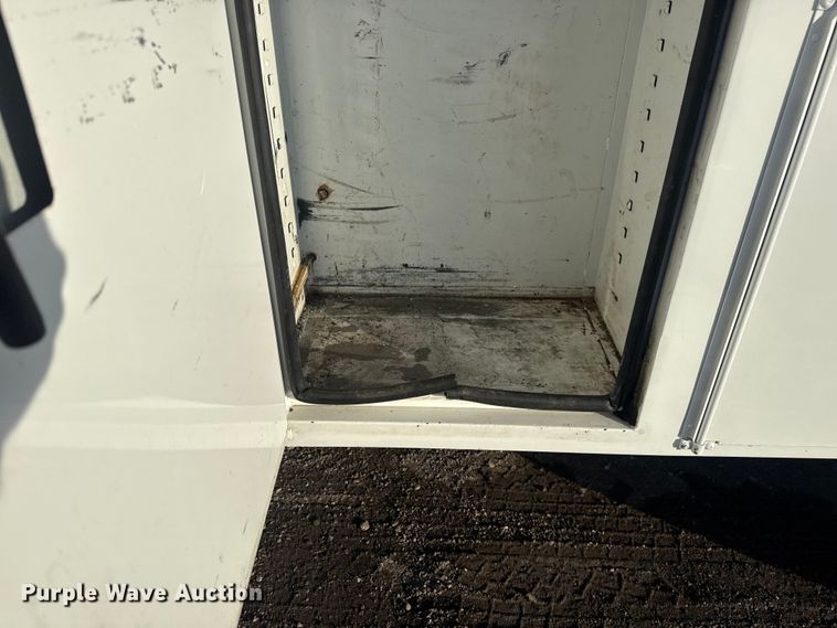 image for item EG1913 2012 Western Star 4900 bucket truck