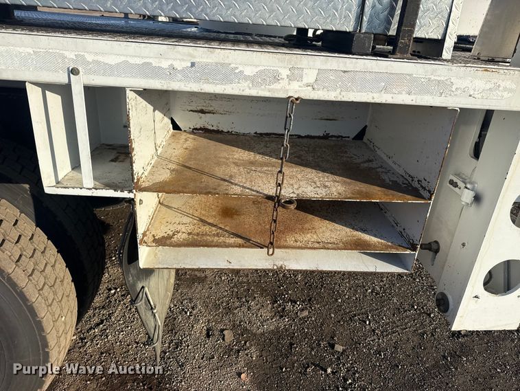 image for item EG1913 2012 Western Star 4900 bucket truck