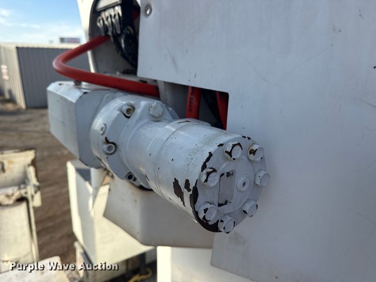 image for item EG1913 2012 Western Star 4900 bucket truck