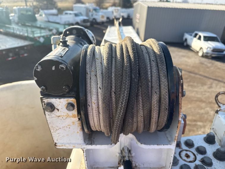 image for item EG1913 2012 Western Star 4900 bucket truck