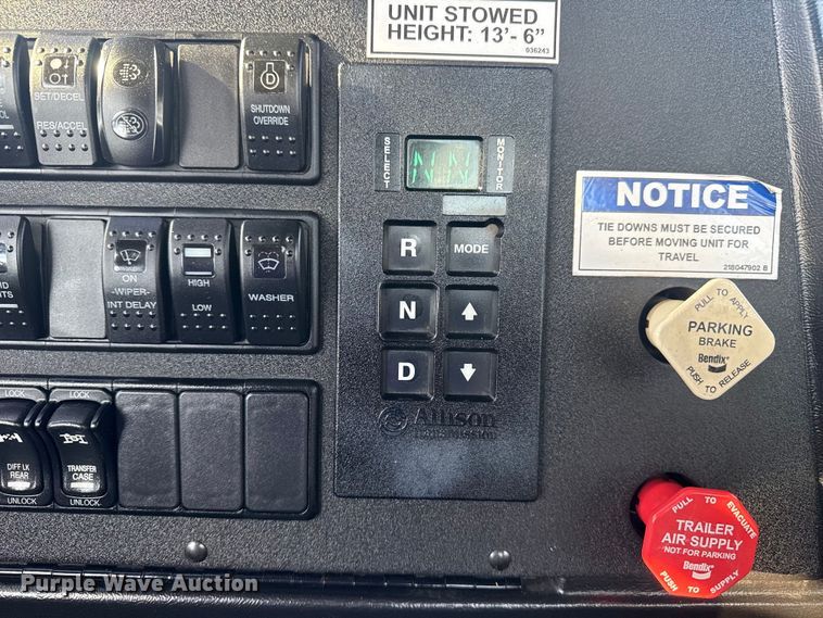 image for item EG1913 2012 Western Star 4900 bucket truck