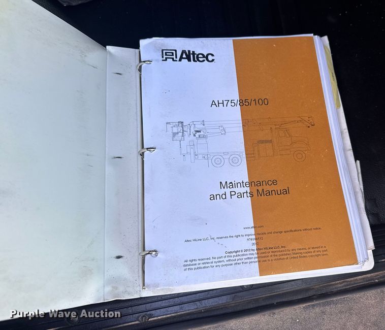 image for item EG1913 2012 Western Star 4900 bucket truck