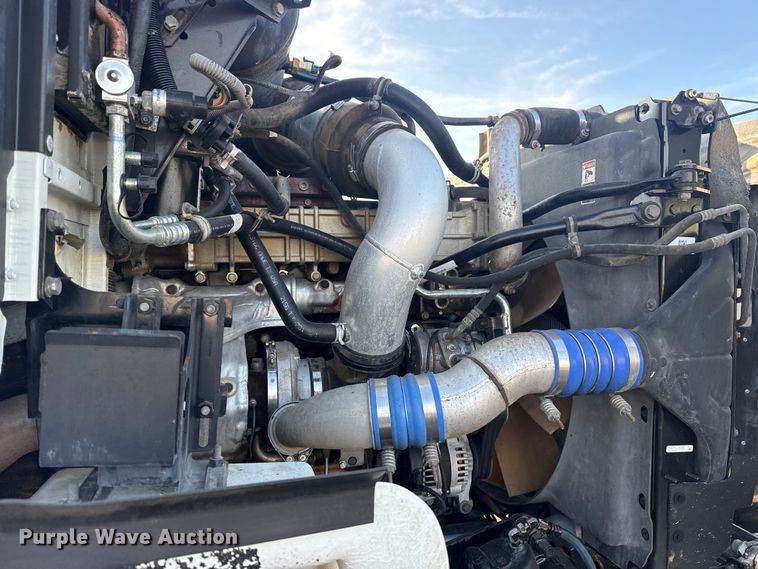 image for item EG1913 2012 Western Star 4900 bucket truck