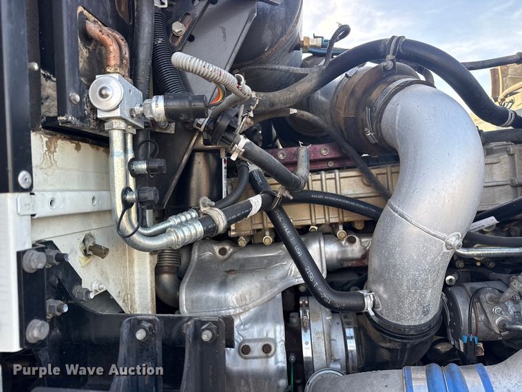 image for item EG1913 2012 Western Star 4900 bucket truck