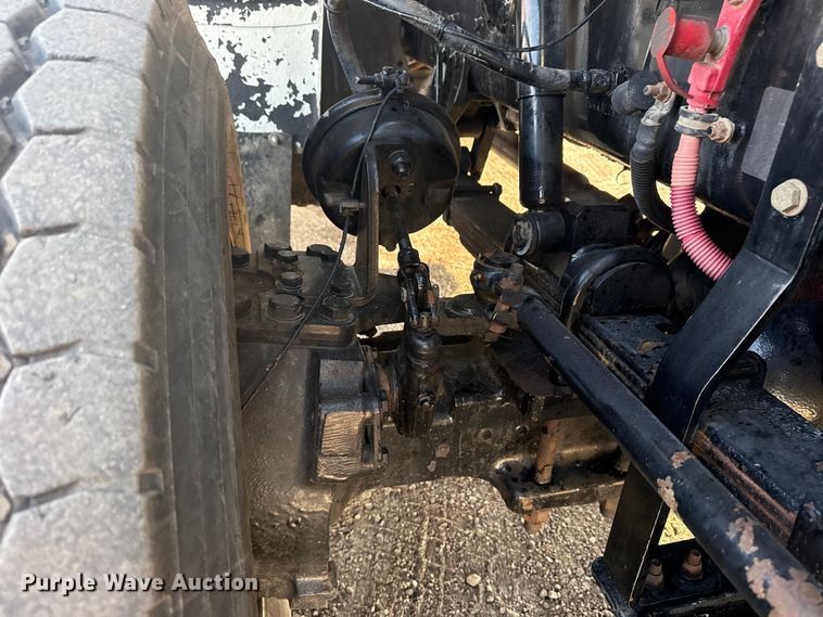 image for item EG1913 2012 Western Star 4900 bucket truck