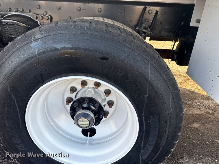 image for item EG1913 2012 Western Star 4900 bucket truck