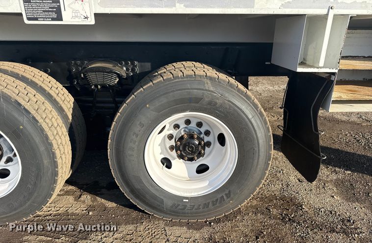 image for item EG1913 2012 Western Star 4900 bucket truck