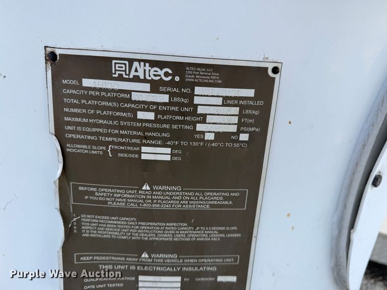 image for item EG1913 2012 Western Star 4900 bucket truck