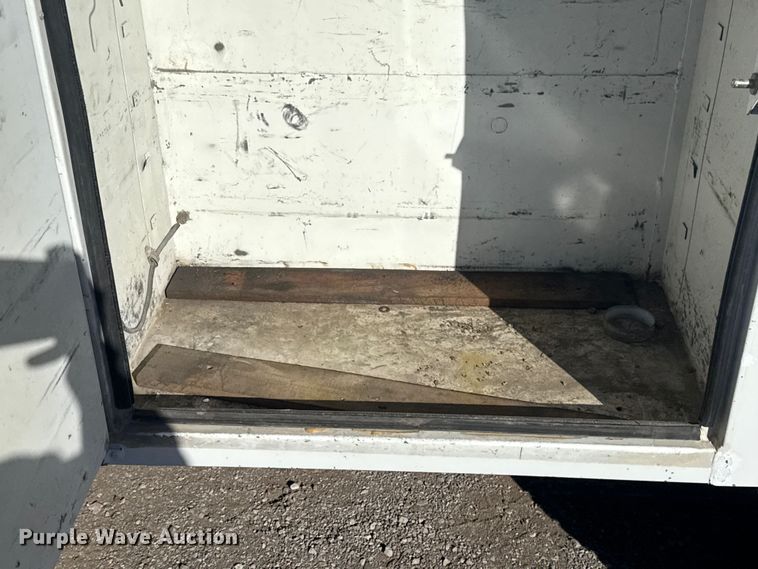 image for item EG1926 2015 Ford F550 Super Duty XL utility / service truck