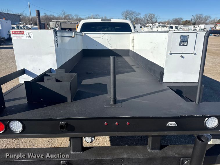 image for item EG1926 2015 Ford F550 Super Duty XL utility / service truck