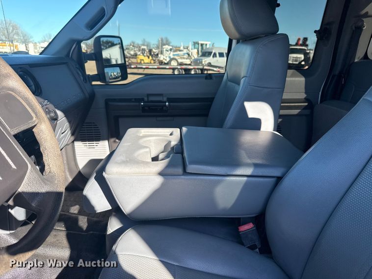 image for item EG1926 2015 Ford F550 Super Duty XL utility / service truck