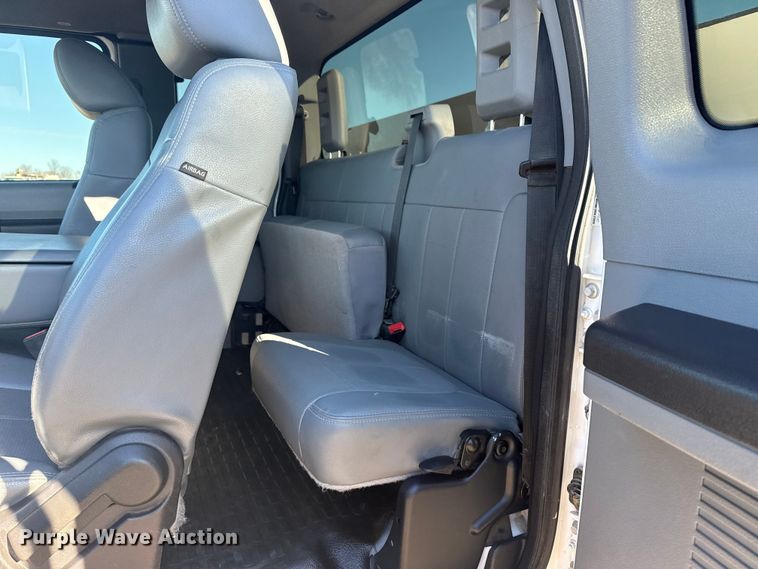 image for item EG1926 2015 Ford F550 Super Duty XL utility / service truck