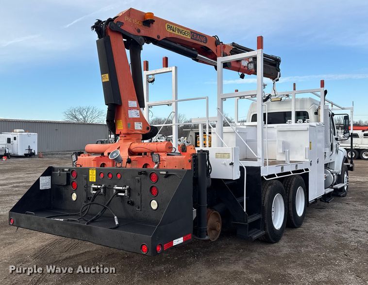 image for item EG1934 2007 Freightliner Business Class M2 crane truck