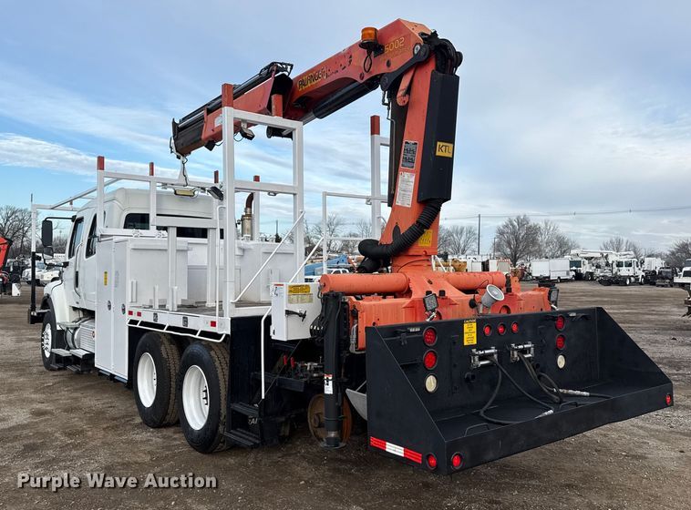 image for item EG1934 2007 Freightliner Business Class M2 crane truck