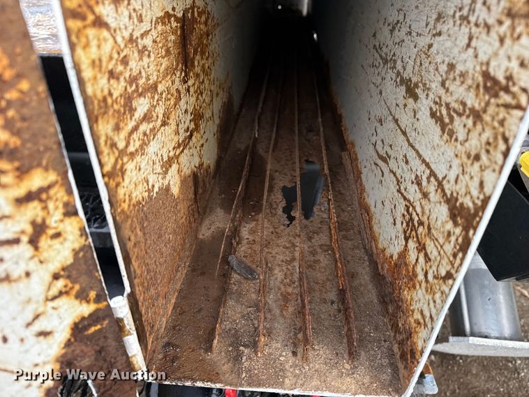 image for item EG1934 2007 Freightliner Business Class M2 crane truck