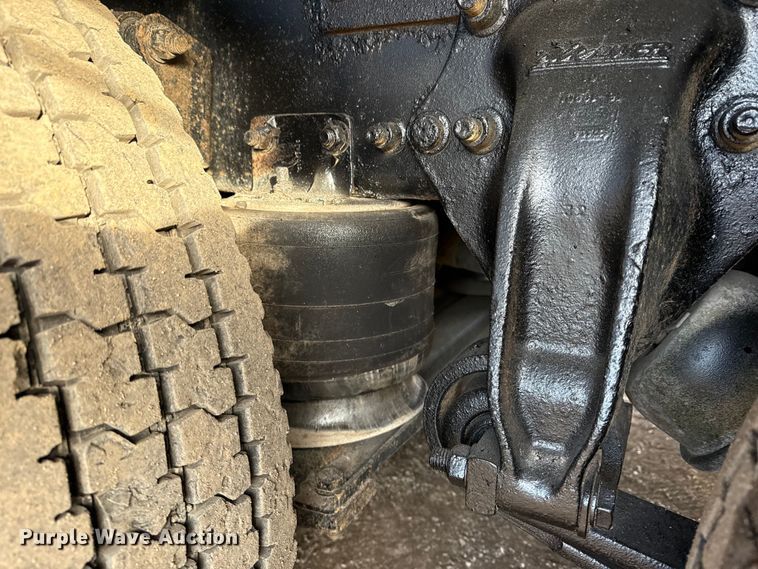 image for item EG1934 2007 Freightliner Business Class M2 crane truck