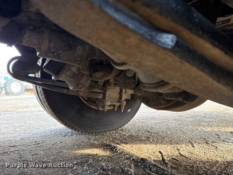 image for item EG1934 2007 Freightliner Business Class M2 crane truck