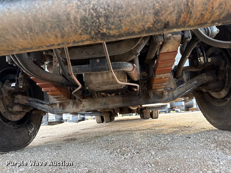 image for item EG1934 2007 Freightliner Business Class M2 crane truck