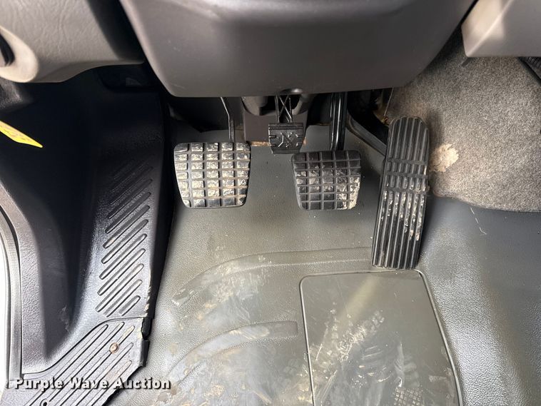 image for item EG1934 2007 Freightliner Business Class M2 crane truck