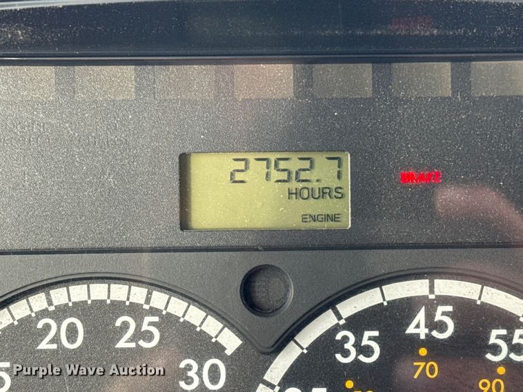 image for item EG1934 2007 Freightliner Business Class M2 crane truck