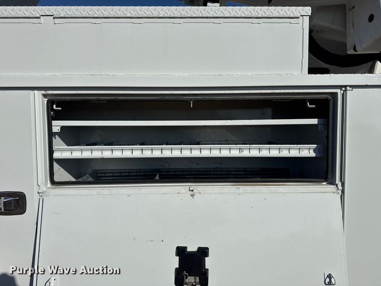 image for item EG1937 2018 Ford F750 Super Duty bucket truck