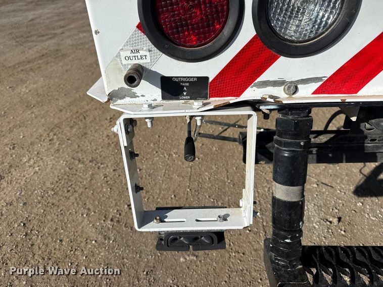 image for item EG1937 2018 Ford F750 Super Duty bucket truck