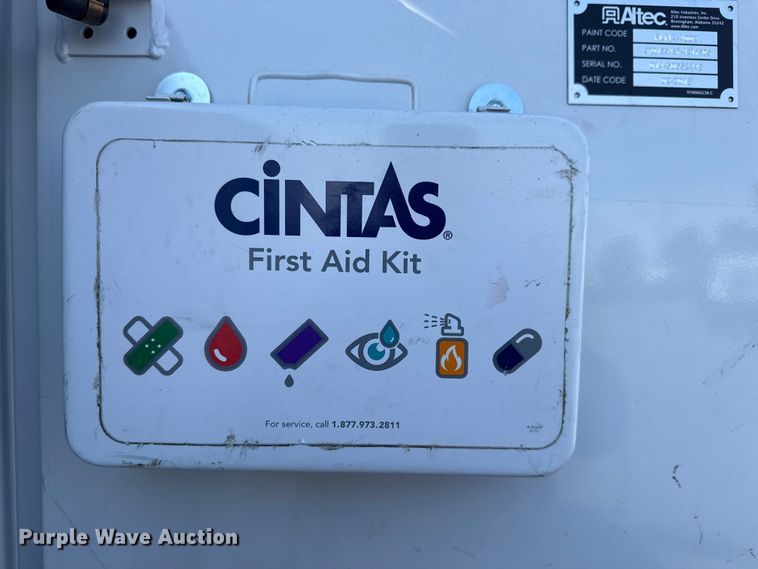 image for item EG1937 2018 Ford F750 Super Duty bucket truck