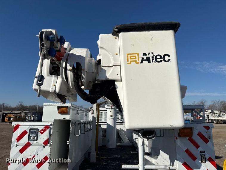 image for item EG1937 2018 Ford F750 Super Duty bucket truck