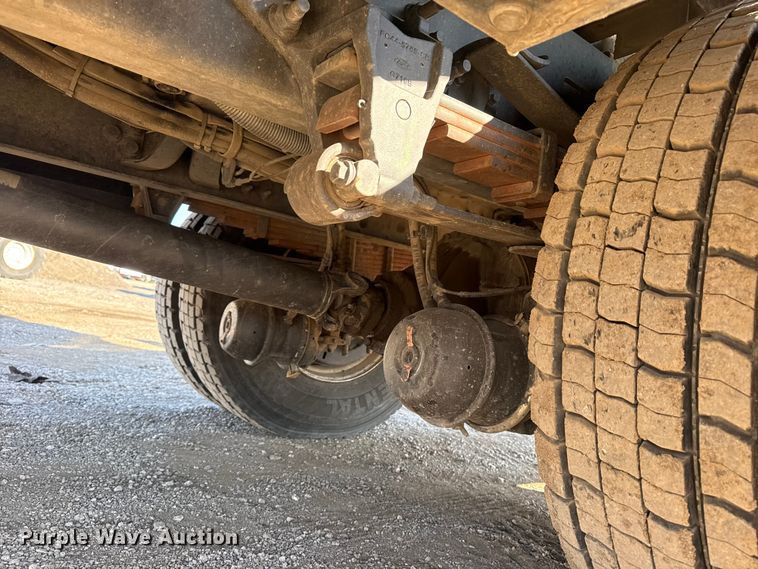 image for item EG1937 2018 Ford F750 Super Duty bucket truck